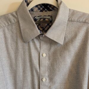 Johnston & Murphy Men's Tailored Fit Light Gray Micro-Pattern Dress Shirt